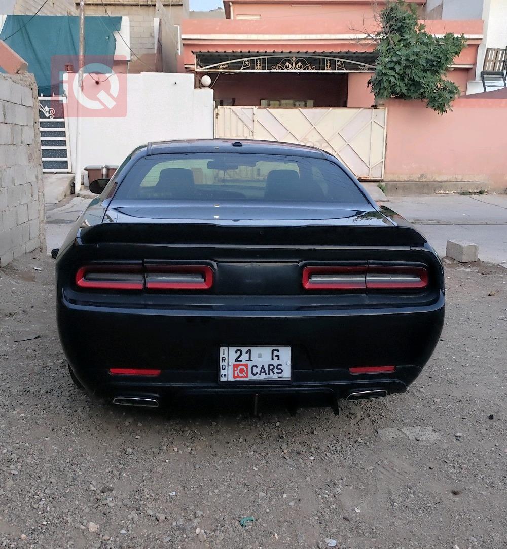 Dodge Challenger
